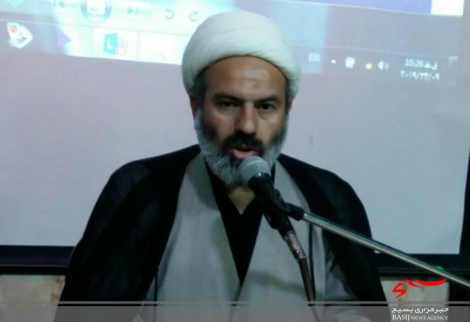 حوزه‌های علمیه و روحانیون باید در خط مقدم جنگ شناختی باشند/ ایران اسلامی در اوج قدرت منطقه‌ای قرار دارد