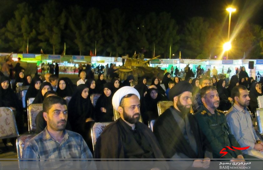 بسیاری از شهدا، شهادت را مدیون مادران و همسران خود هستند بسیاری از شهدا، شهادت را مدیون مادران و همسران خود هستند