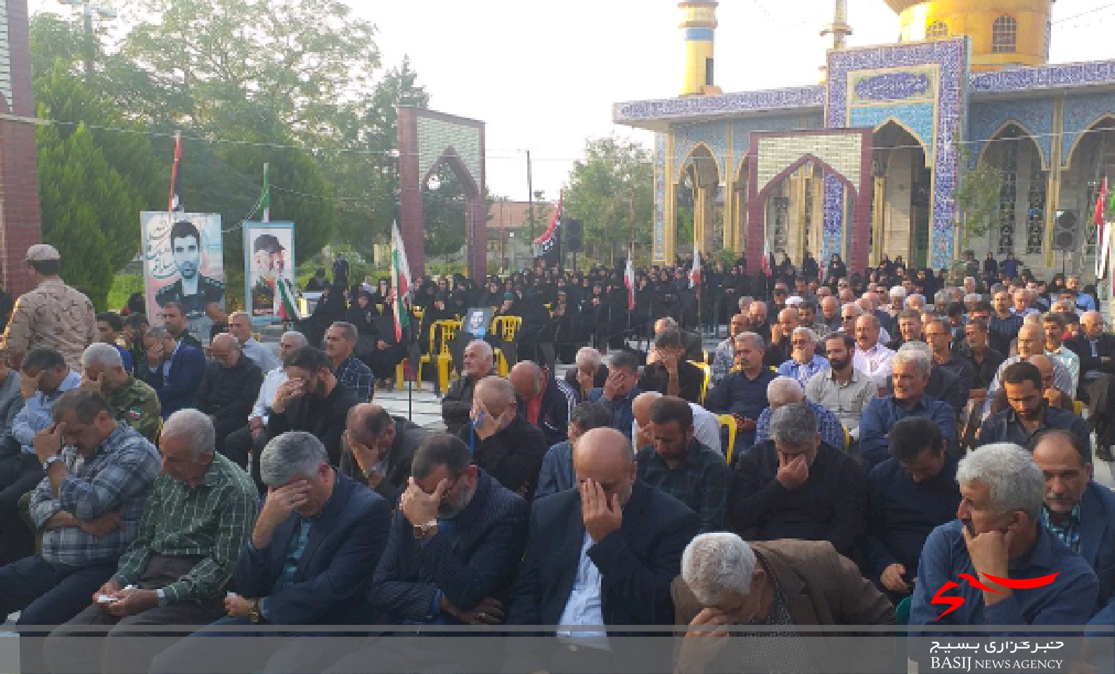 لعنت بر قلم&zwnj;ها و زبان&zwnj;هایی که دفاع مقدس را احساسی معرفی می&zwnj;کنند