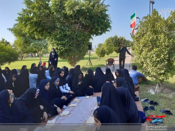 پیاده روی رهروان شهید فهمیده در بوشهر برگزار شد