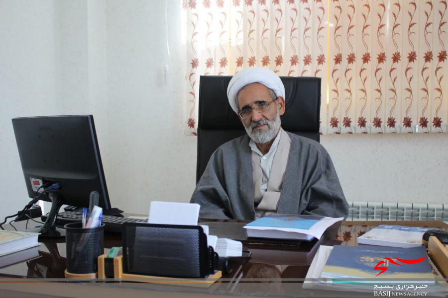 رمز موفقیت جامعه اسلامی وحدت و همدلی است رمز موفقیت جامعه اسلامی وحدت و همدلی است