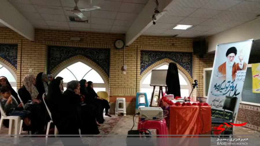 تشکیل حلقه های صالحین از کارهای مهم فرهنگی انقلاب است