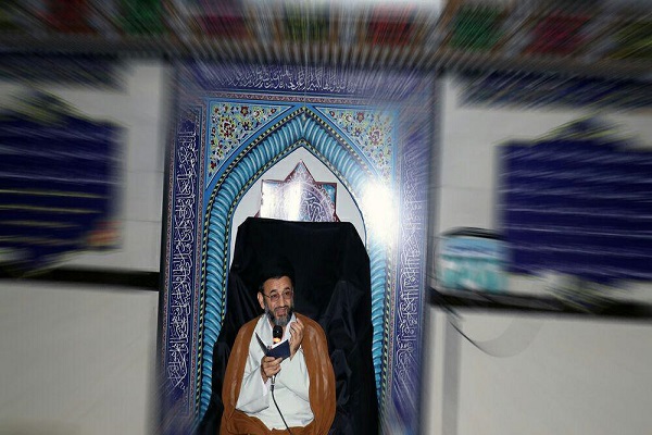 مراسم سوگواری بمناسبت رحلت شهادت گونه پیامبر اکرم صلی الله علیه و آله و سلم و شهادت سبط اکبرش حضرت امام حسن مجتبی علیه السلام  در حسینیه سپاه ناحیه شازند برگزار گردید