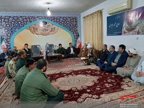 آیت الله معلمی: مسئولان بهانه دست دشمن ندهند