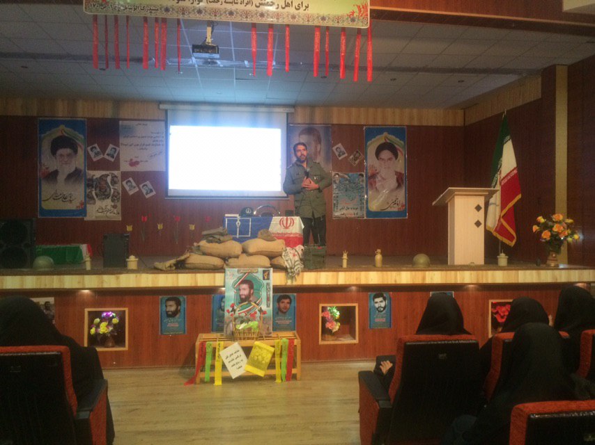 برگزاری یادواره شهدا توسط دانش آموزان بسیجی دبیرستان دخترانه نطامی عروضی