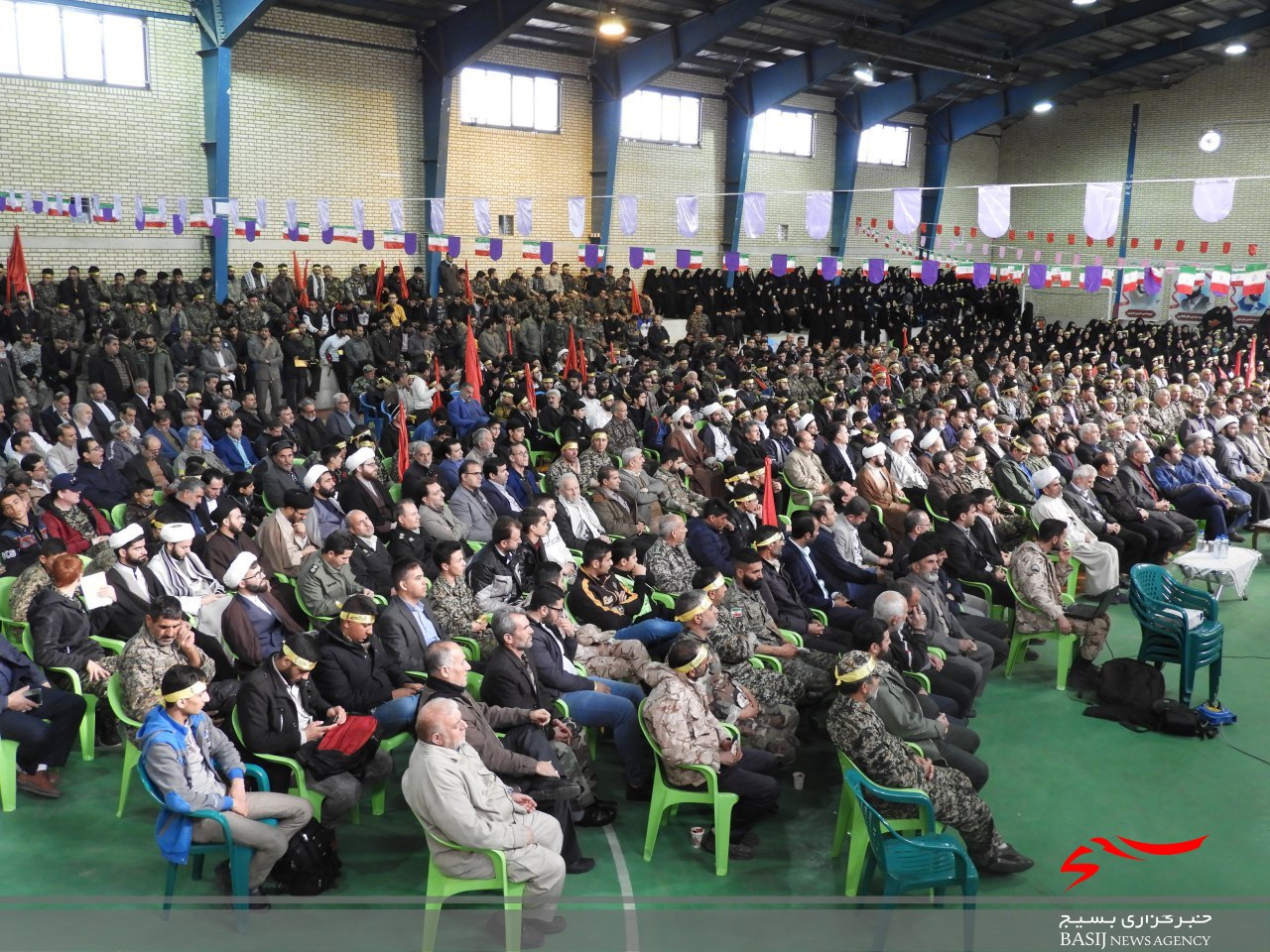 حماسه حضور با شکوه بسیجیان ساوجی در جشن ۴۰ سالگی بسیج حماسه حضور با شکوه بسیجیان ساوجی در جشن ۴۰ سالگی بسیج