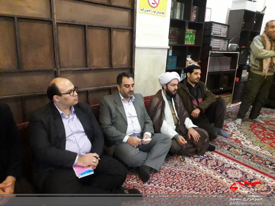 برگزاری میز خدمت در شهرستان نظرآباد