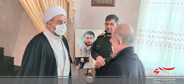 خون حاج قاسم و شهدای مدافع حرم به جهان اسلام عزت بخشید
