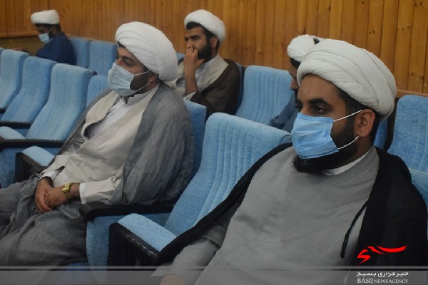 کارگاه تخصصی «پیشینه تاریخی روحانیت در حوزههای سیاسی – اجتماعی» در بوشهر برگزار شد کارگاه تخصصی «پیشینه تاریخی روحانیت در حوزههای سیاسی – اجتماعی» در بوشهر برگزار شد