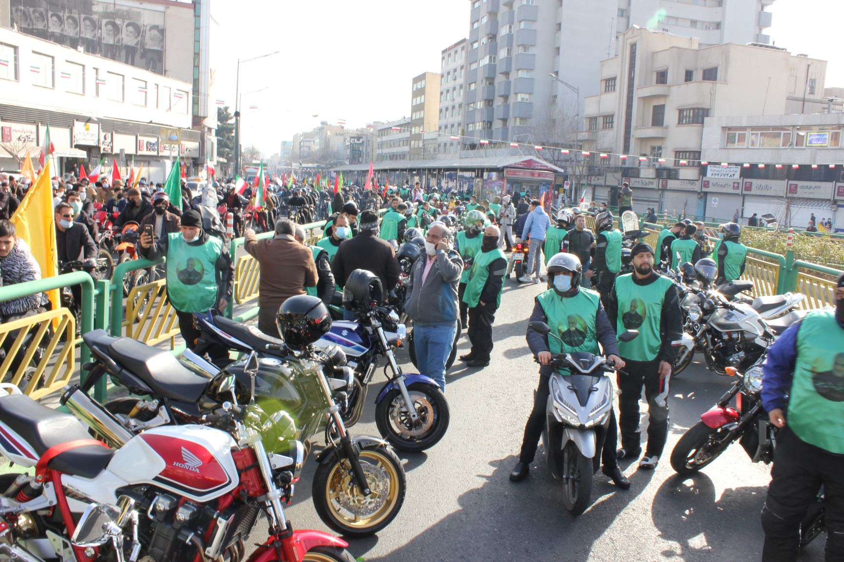 مسیرپیمایی جامعه ورزش در یوم الله 22 بهمن