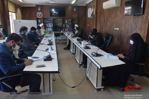 نشست عملیاتی کردن سند چشم‌انداز ۲۰ ساله فعالیت‌های قرآنی استان بوشهر برگزار شد