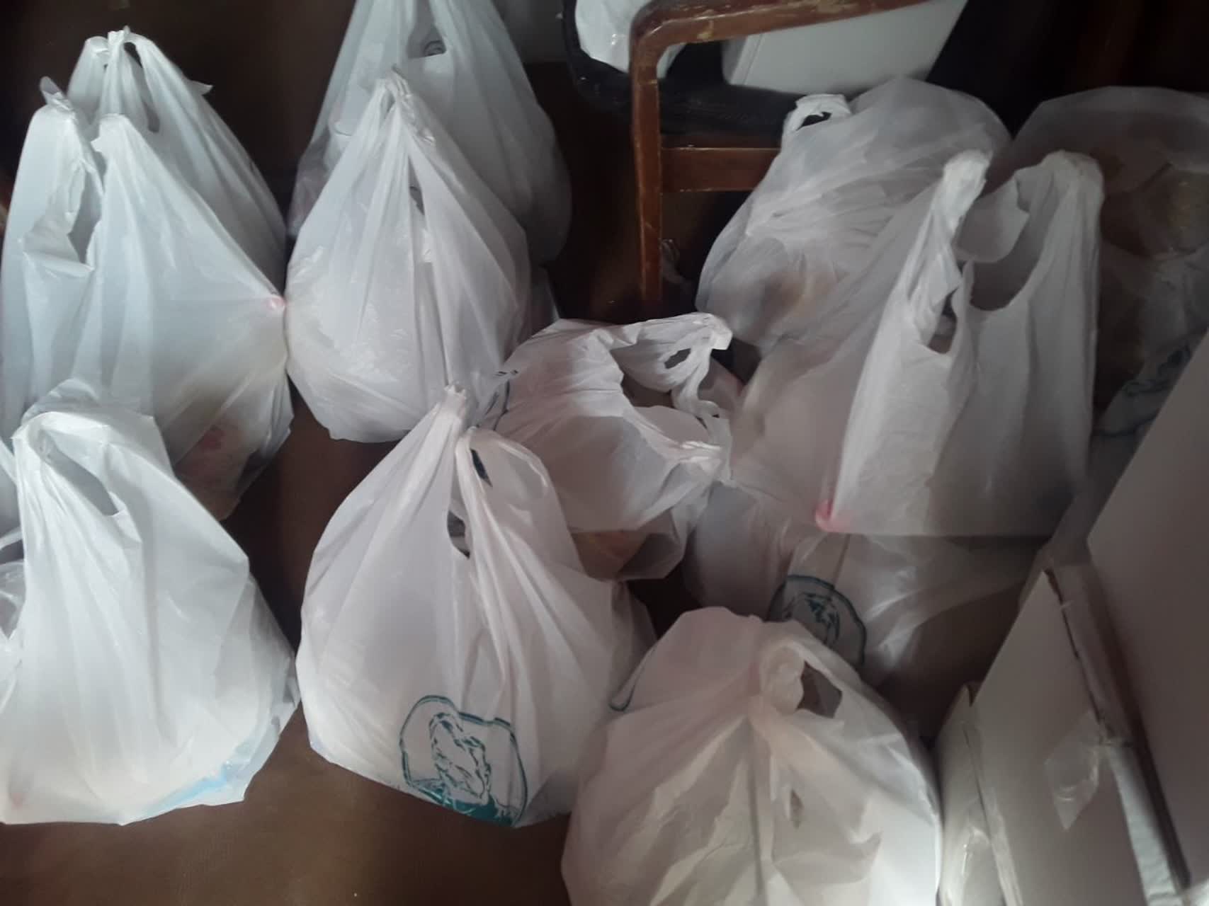 از توزیع ۹۰ کیسه آرد تا ۴۵ بسته معیشتی در محلات اسلامی شاهرود