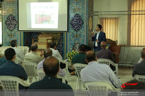 برگزاری کارگاه آموزشی برای فعالان بازار سرمایه توسط کانون بازنشستگان سپاه ناحیه امام حسین (ع) کرج