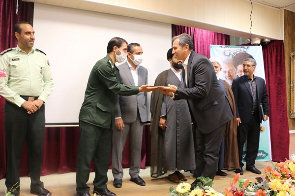 برگزاری اولین جلسه شورای اداری شهرستان شازند