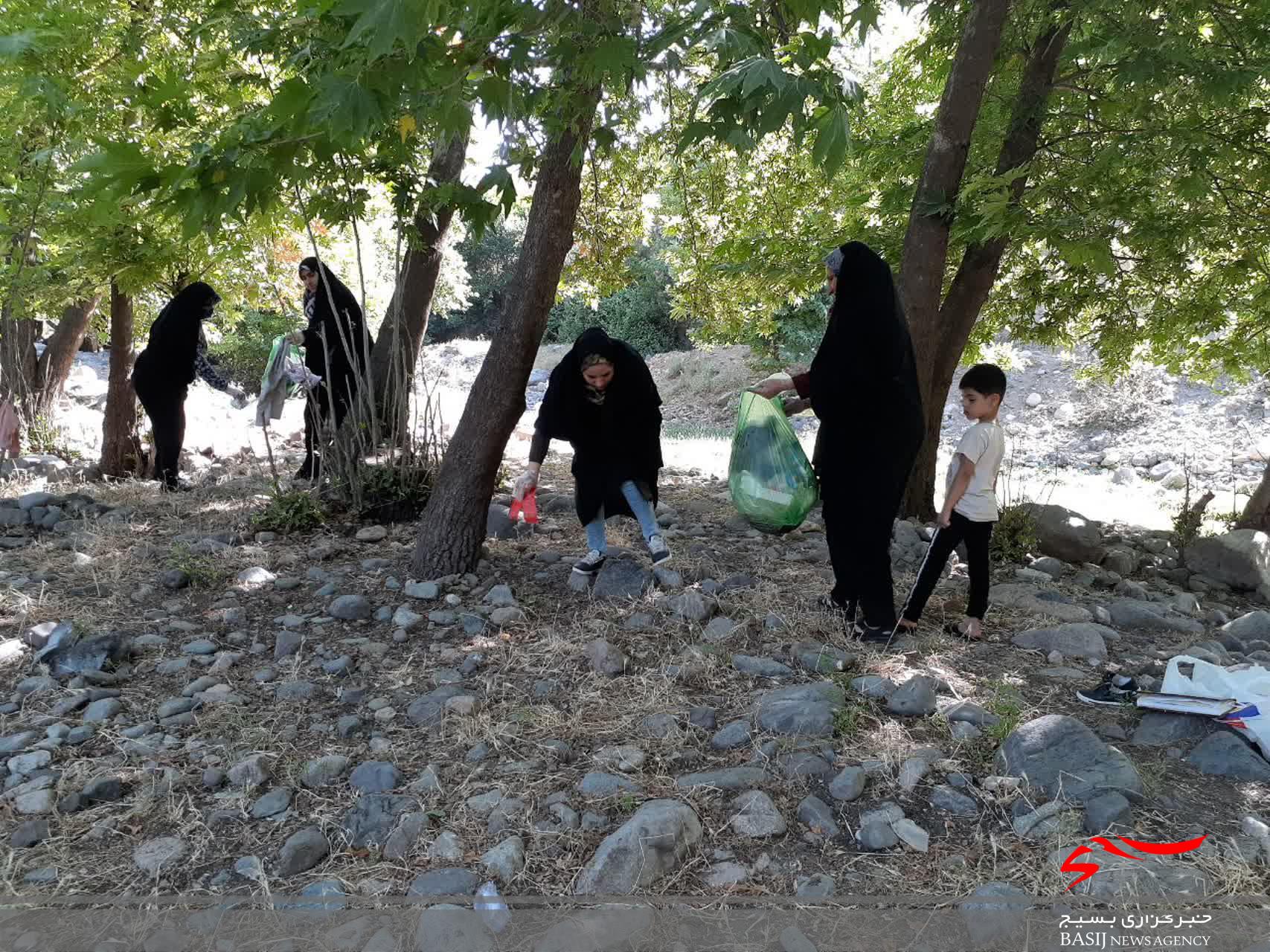 برگزاری اردوی جهادی یک روزه پاکسازی محیط زیست در شهرستان طارم