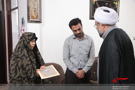 دیدار حجت الاسلام تسخیری با خانواده پاسدار شهید گت بابایی + تصاویر
