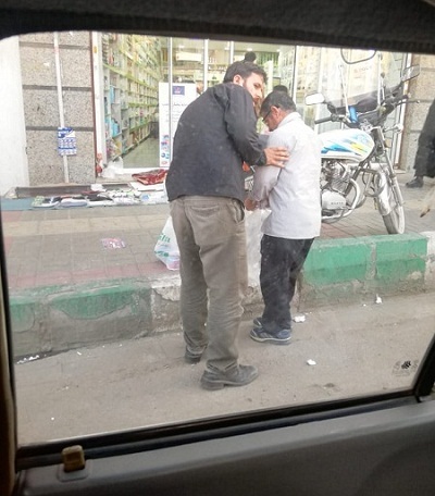 توزیع بسته ارزاق و بسته ضدعفونی بین افراد بی بضاعت