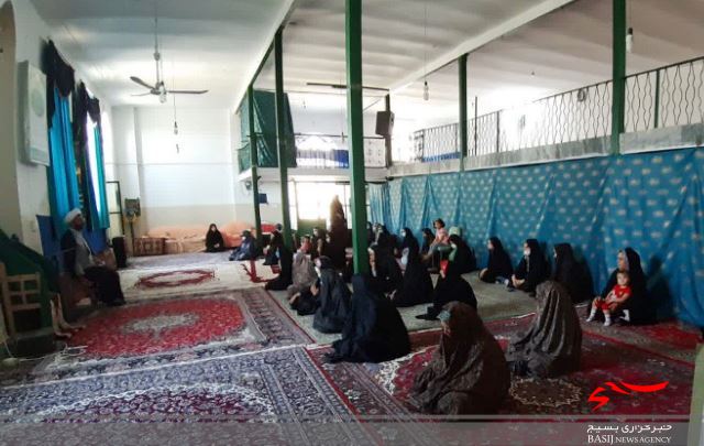 برگزاری نشست تربیتی و معرفتی پایگاه بسیج خواهران روستای ناصرآباد