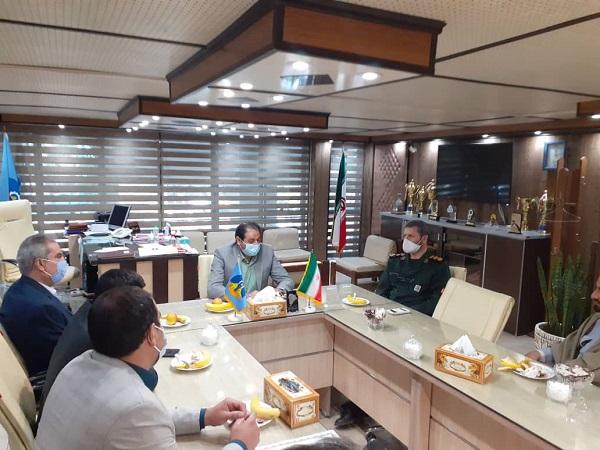 فرمانده سپاه شهرستان البرز با دکتر عبدی زاده دیدار کرد