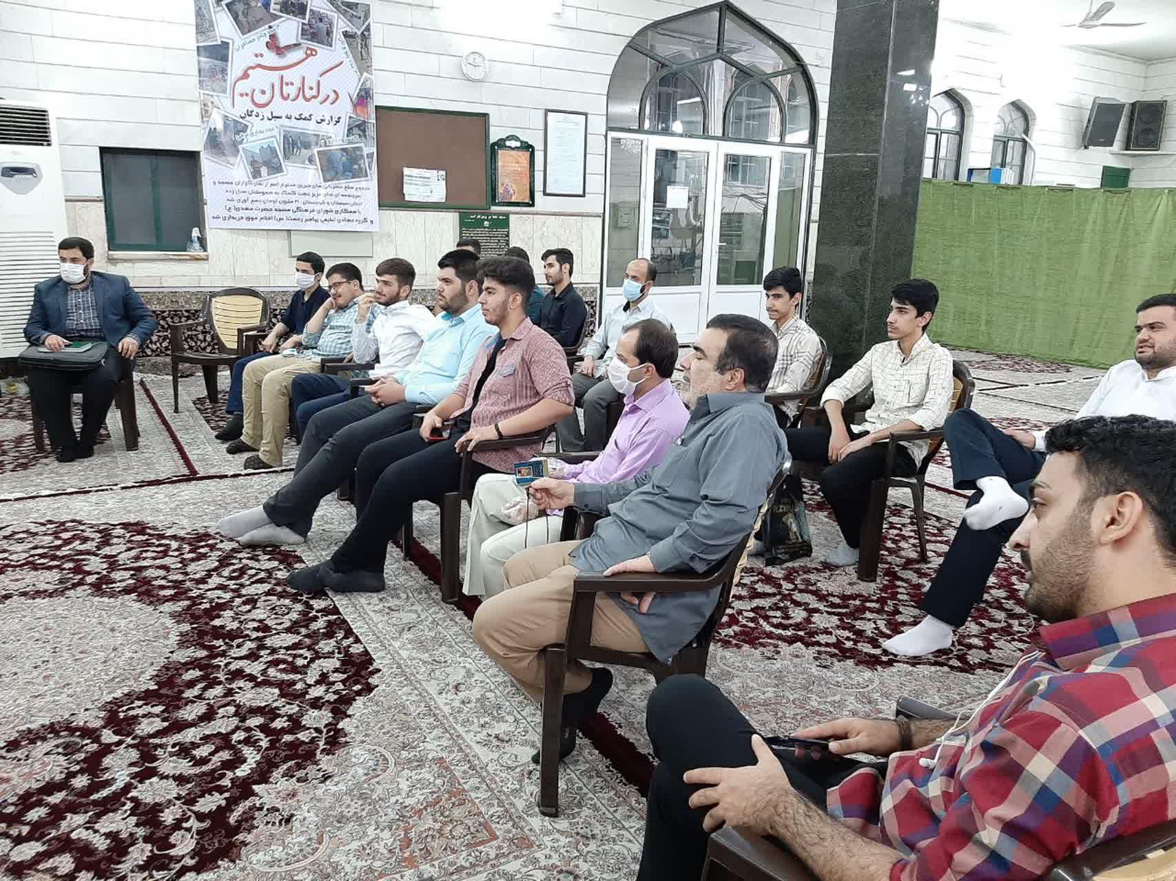 نشست بصیرتی در پایگاه شهید پورشه حوزه 355 امام حسن(ع) برگزار شد