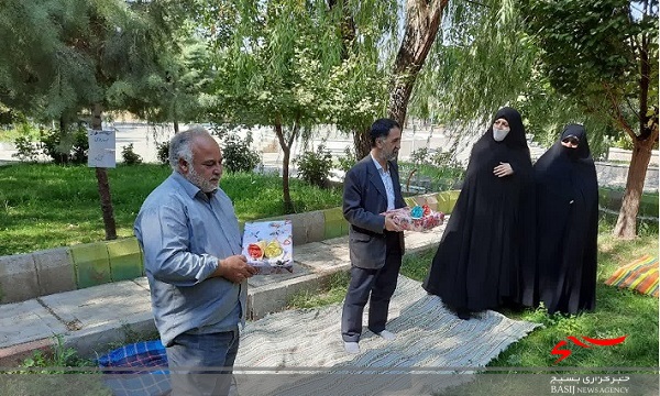 دیدار بانوان بسیجی شهر تسوج با آزادگان