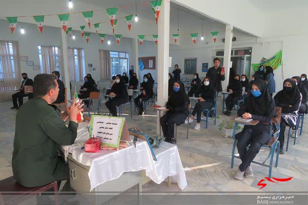 شهرستان خلخال - دانش آموزان رشادت های رزمندگان دفاع مقدس را الگو خود قرار دهند