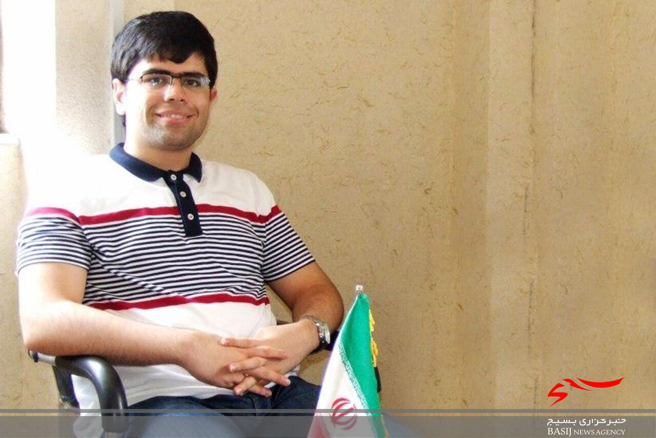 رتبه یک کنکور تجربی: مطالعه و برنامه&zwnj;ریزی هدفمند رمز موفقیت من در کنکور بود