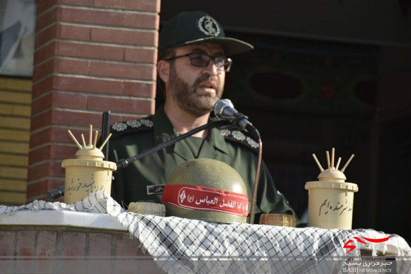 امروز جوانان ما با الگو قرار دادن شهدا و رزمندگان در سنگر علم و تهذیب تلاش کنند امروز جوانان ما با الگو قرار دادن شهدا و رزمندگان در سنگر علم و تهذیب تلاش کنند