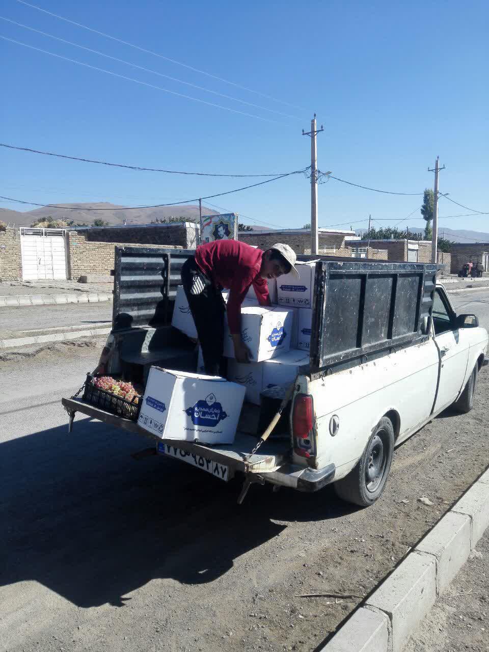 توزیع 200بسته معیشتی در روستاهای تحت پوشش قرارگاه پیشرفت وآبادانی سپاه زنجان