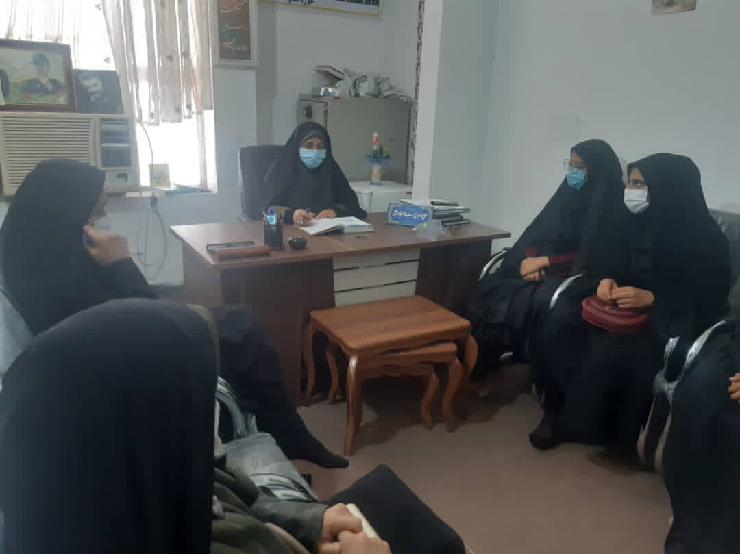 برگزاری نشست هیئت اندیشه ورز در ایرانشهر