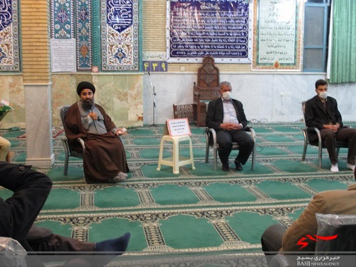 حضور مسئول نمایندگی ولی فقیه در پایگاه امیرالمومنین ع شهرک امام شهرستان تفرش و خداقوت به بسیجیان فعال حضور مسئول نمایندگی ولی فقیه در پایگاه امیرالمومنین ع شهرک امام شهرستان تفرش و خداقوت به بسیجیان فعال