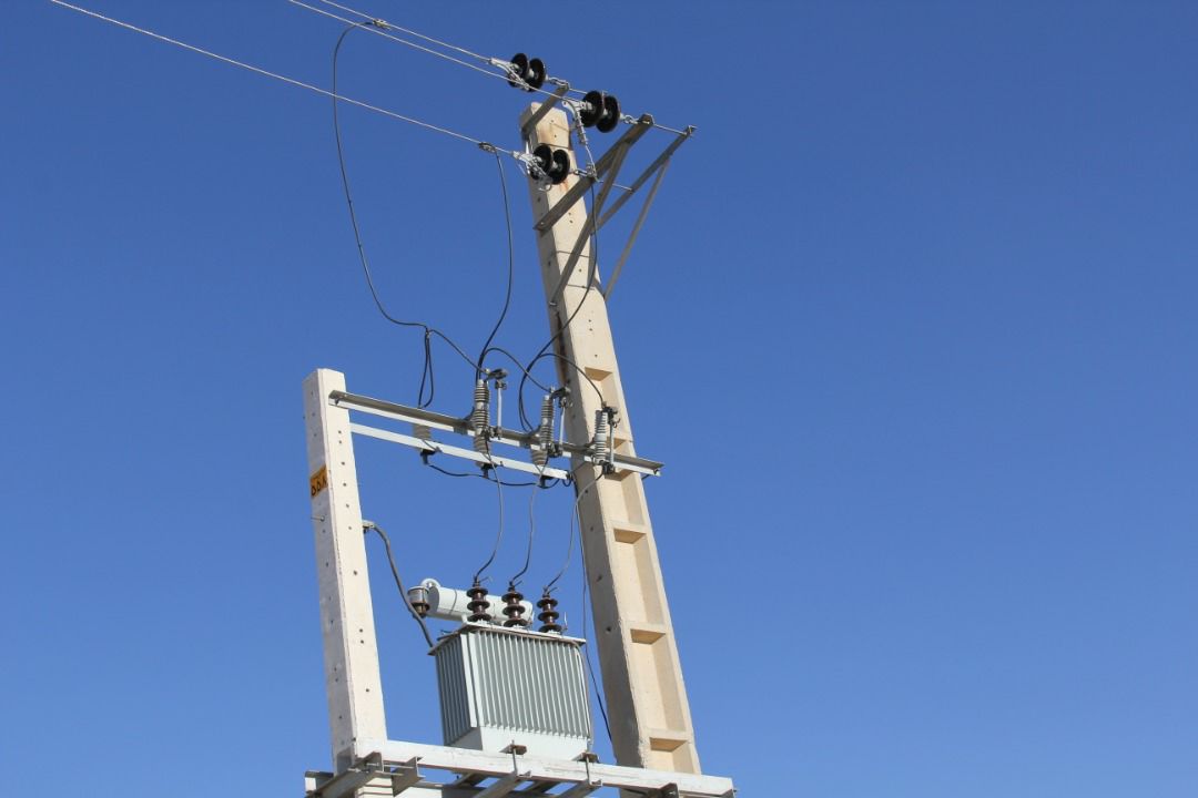 افزایش ظرفیت ایستگاه‌های توزیع برق بسطام با نصب ۲۲ پست جدید