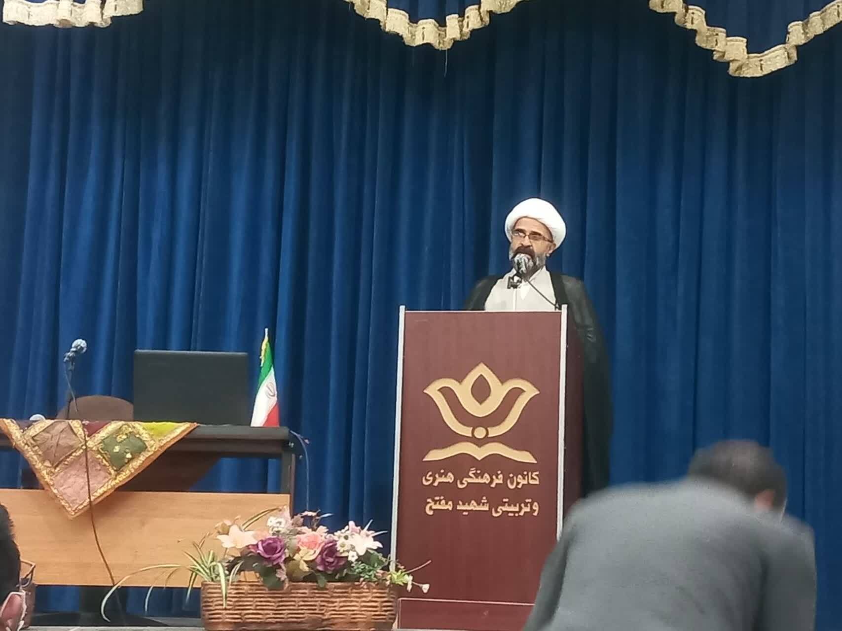 سردار شهید سلیمانی، مکتب حرکتی برای تحقق اهداف انقلاب اسلامی