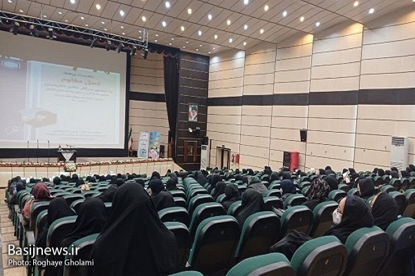 مکتب سردار سلیمانی مسیری روشن برای تربیت نسل مقاوم است