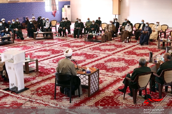 گردهمایی مربیان شبکه تربیتی صالحین استان بوشهر برگزار شد/ جهاد تبیین، جبهه‌ای در برابر تحریفات جبهه استکبار است