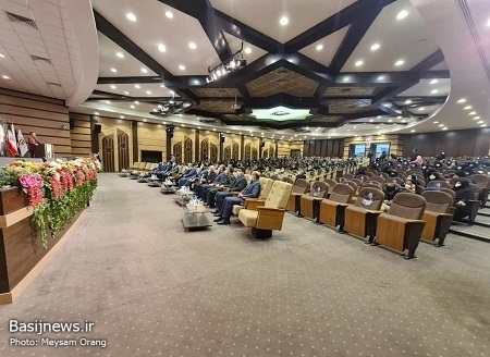 دومین سالگرد شهید سلیمانی و تجلیل از خانواده شهدا