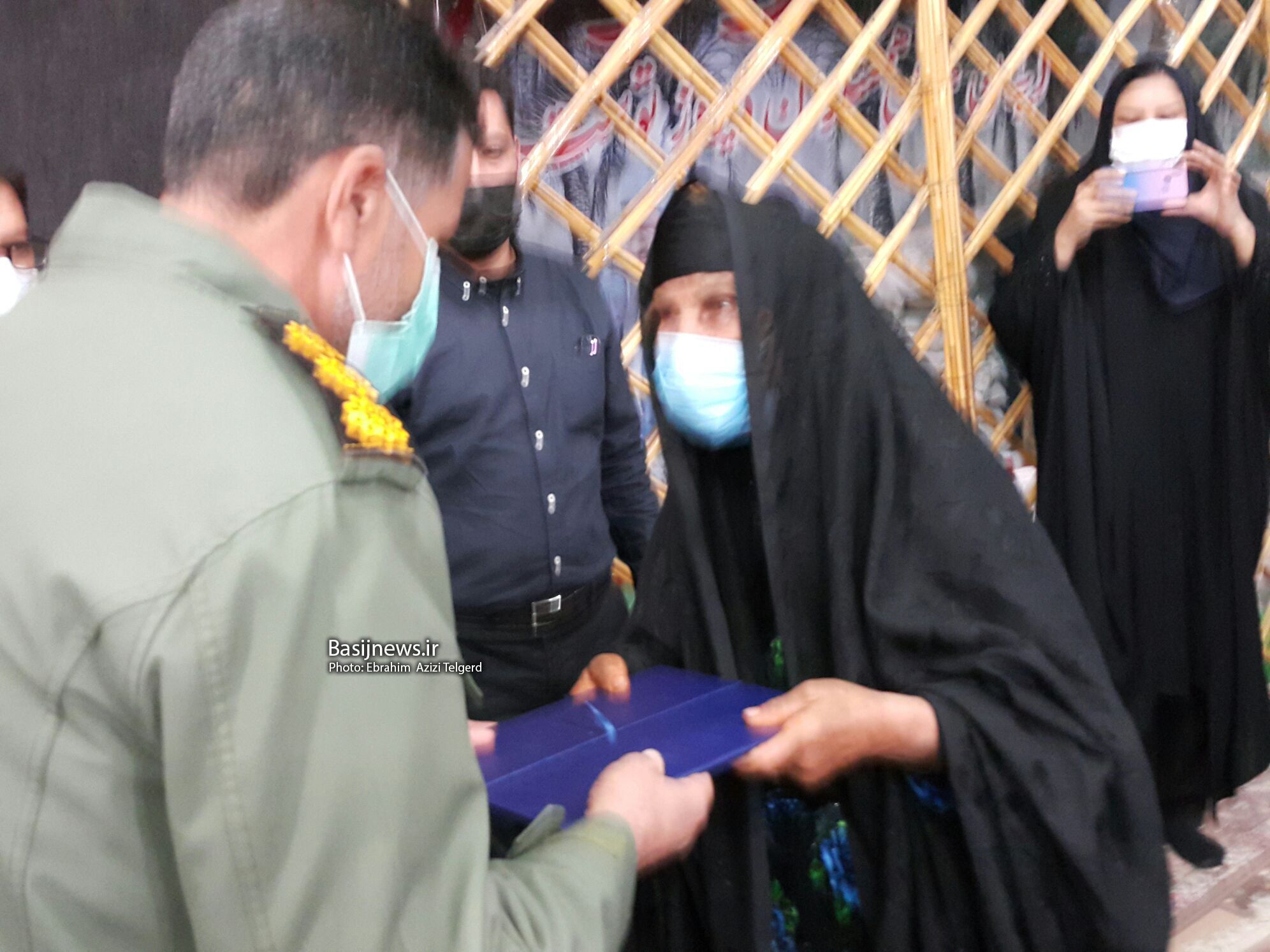 آیین تجلیل از ۲۰ خانواده شهید ارتش در یاسوج