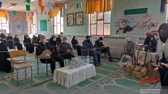 برگزاری یادواره شهدای دبیرستان نرجس جمکران برگزاری یادواره شهدای دبیرستان نرجس جمکران
