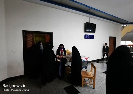 مراسم تجلیل از پرستاران بسیجی و همیاران سلامت