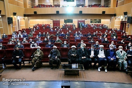 پیوند مردم با واقعه عاشورا مهمترین عامل شکست دشمنان در نهم دیماه 88 بود