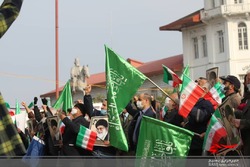 قابی ماندگار از حماسه سازی گیلانیان در 9 دی
