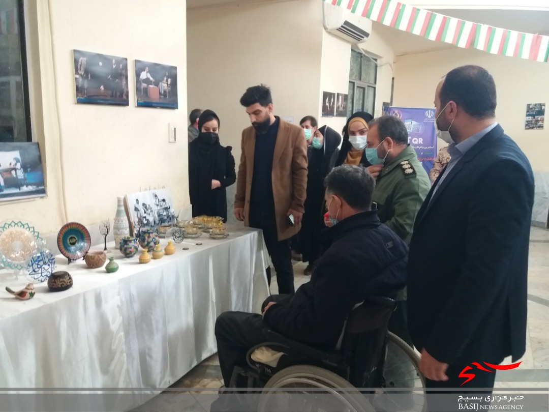 افتتاح نمایشگاه هنرهای تجسمی درپارس آباد
