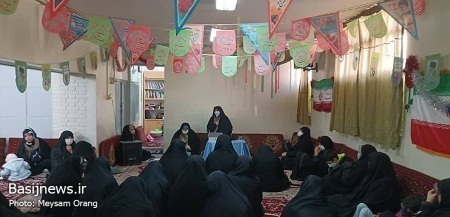کاشت نهال به نیابت از شهدای انقلاب، دفاع مقدس و دو شهید گمنام در پارک حضرت ولیعصر (عج)