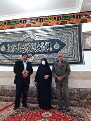 مادر اولین شهید مدافع حرم استان بوشهر تجلیل شد
