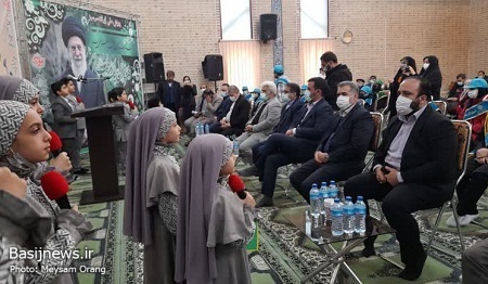 کاشت نهال در بوستان آزادگان به نام یک شهید مدافع حرم