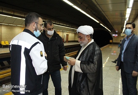 بازدید مسئول نمایندگی ولی فقیه سپاه تهران بزرگ از مجموعه ی متروی شهری پایتخت