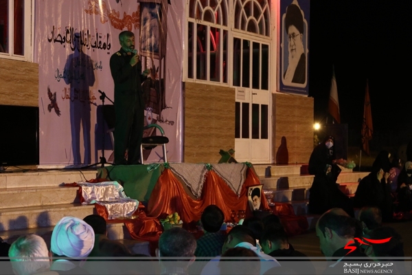 برگزاری مراسم تحویل سال نو در یادمان شهدای گمنام شرق کارون/ ۱۰۰ درصد راهیان نور عمومی امسال بوشهر، عزیمتی است