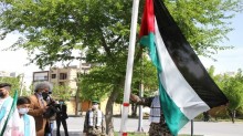 اهتزاز پرچم فلسطین درمیدان قدس شهرکرد