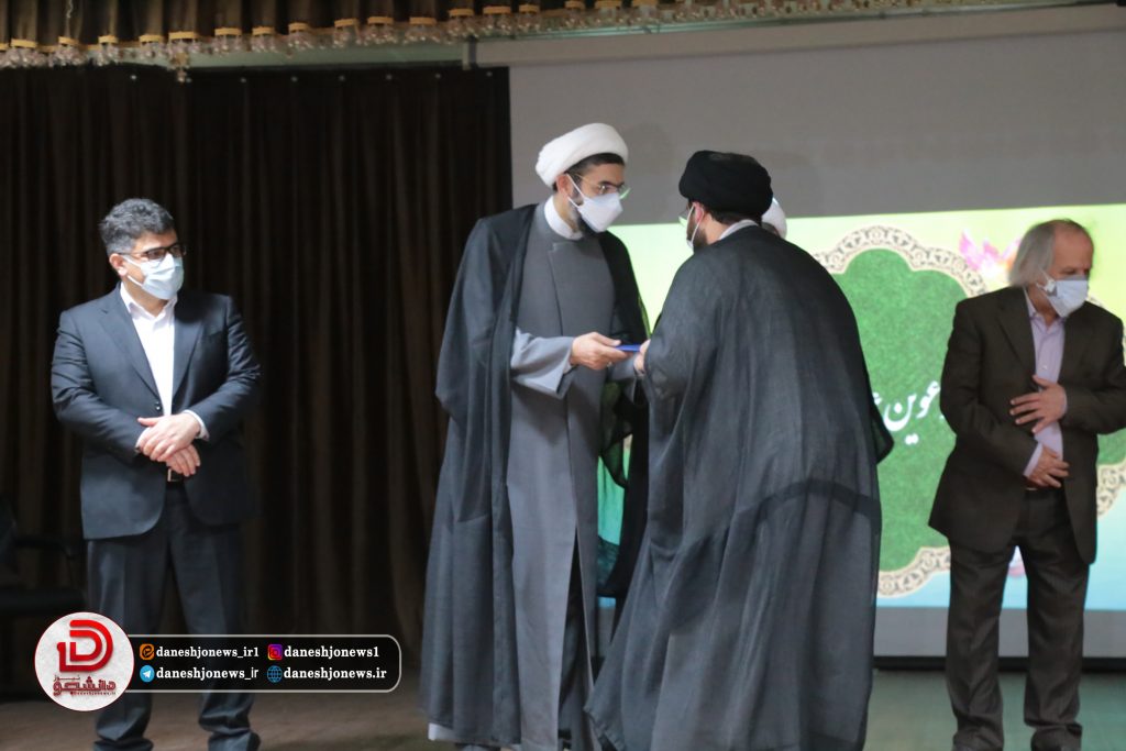 مراسم تکریم و معارفه مسئولین جدید نهاد رهبری در دانشگاه‌های بوشهر برگزار شد