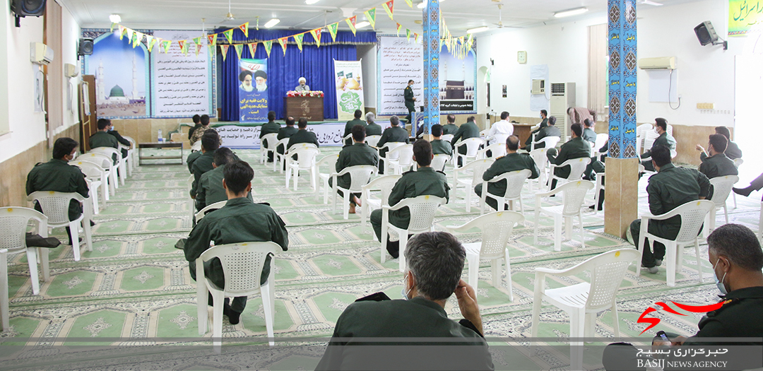 نشان متبرک بر سینه سبزجامگان یگان ۲۱۶ فاطر دشتستان نقش بست